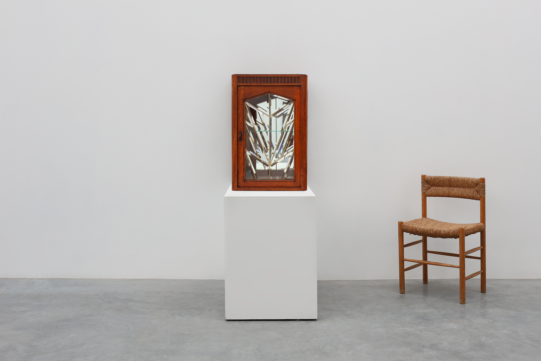 French Art Deco Oak Cabinet with Beveled Leaded Glass, ca. 1920thumbnail
